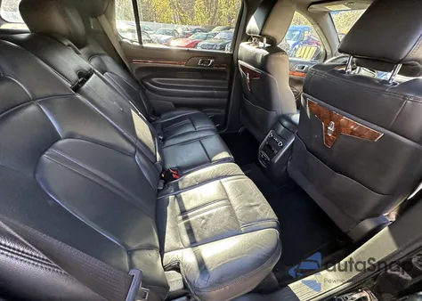 2018 Lincoln Mkt Livery z USA, uszkodzony, nr VIN 2LMHJ5NK6JBL02688